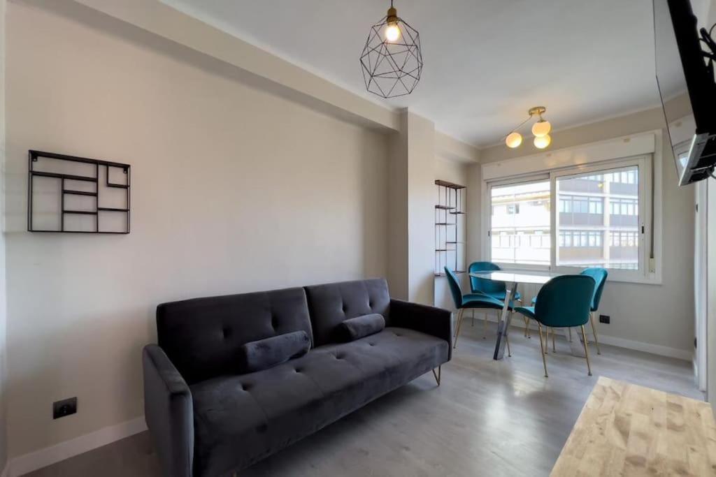 Bebarceloner Sant Andreu Apartments - 3 Bedrooms Exterior photo